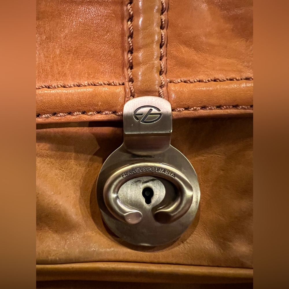 Francesco Biasia Leather Shoulder Bag - Picture 4 of 15